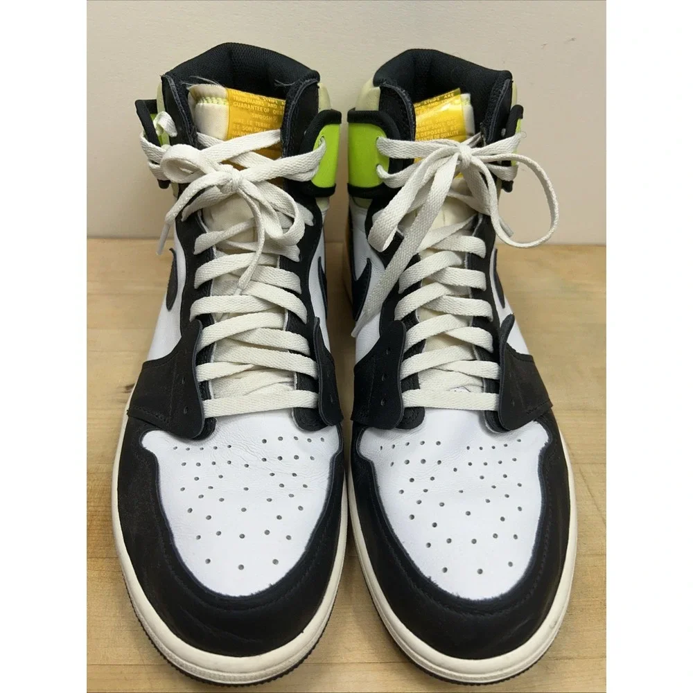 Size 14 -‎ Jordan 1 Retro High OG Volt